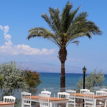 Wa Cesme Farm Hotel Beach Resort & Spa Экстерьер фото